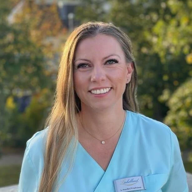 Bild Team Zahnarztpraxis Lächelland